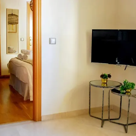 Homely Malagueta Junto Al Mar, Parking Privado Bajo Suplemento *