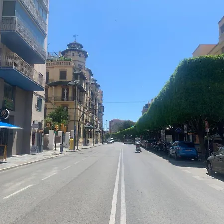 Homely Malagueta Junto Al Mar, Parking Privado Bajo Suplemento Málaga