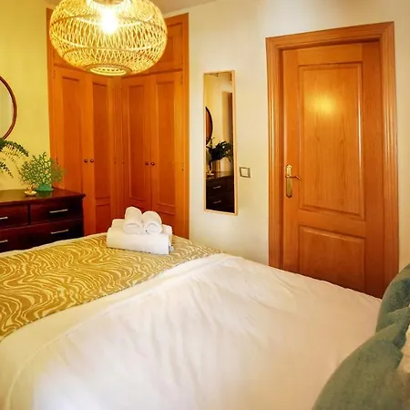 Homely Malagueta Junto Al Mar, Parking Privado Bajo Suplemento *