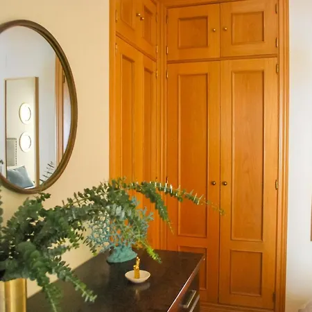 Homely Malagueta Junto Al Mar, Parking Privado Bajo Suplemento Malaga
